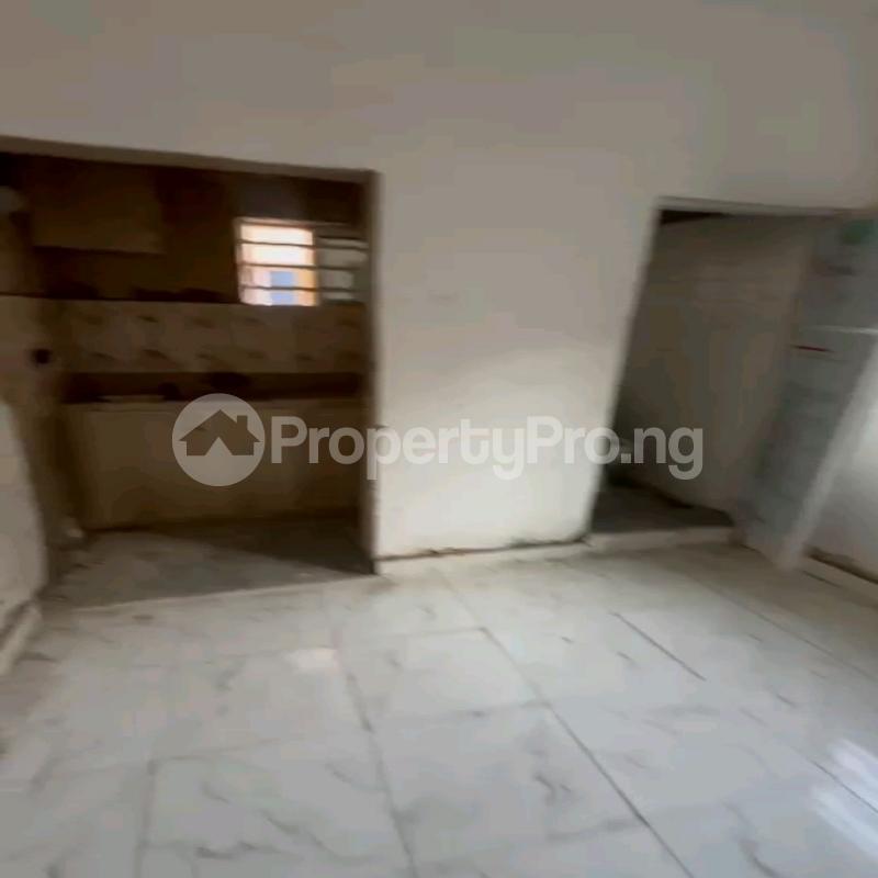 1 bedroom Flat / Apartment for rent Off Pedro Road Shomolu Lagos Shomolu Lagos