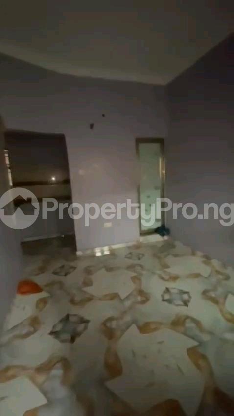 1 bedroom Flat / Apartment for rent Off Market Street Shomolu Lagos Shomolu Shomolu Lagos