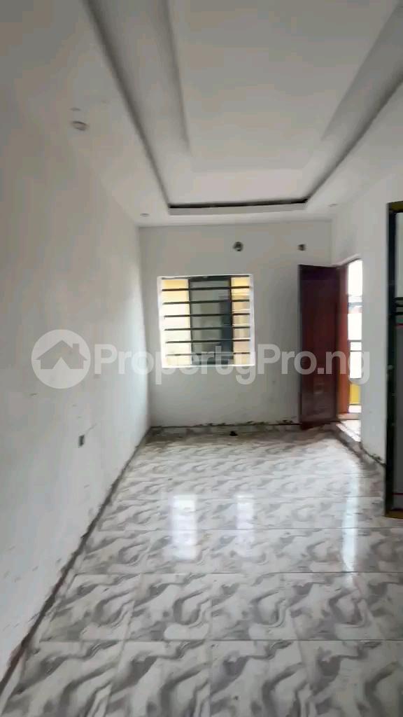 1 bedroom Flat / Apartment for rent Off Pedro Road, Shomolu Shomolu Shomolu Lagos
