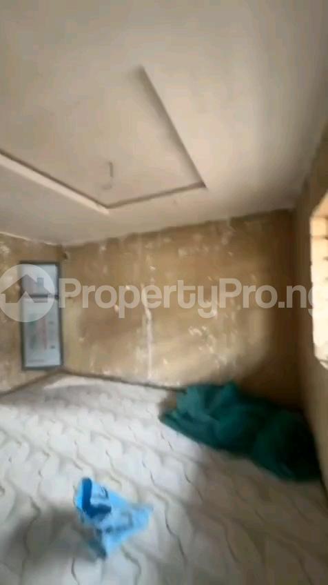 1 bedroom Flat / Apartment for rent Fadeyi Shomolu Lagos