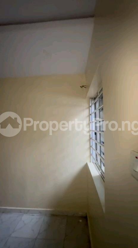 1 bedroom Flat / Apartment for rent Off Shipeolu Road, Shomolu, Lagos Shomolu Shomolu Lagos