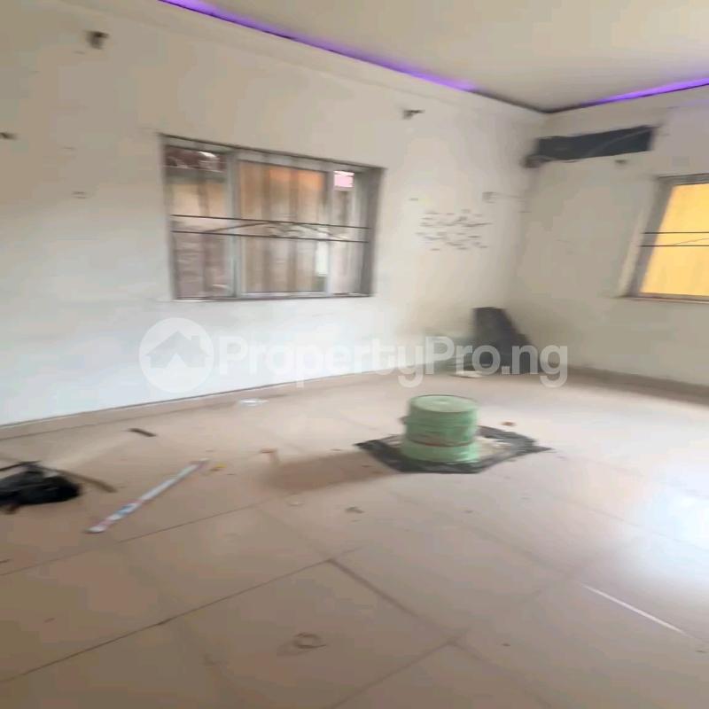 1 bedroom Flat / Apartment for rent Off Folagoro Road, Shomolu, Lagos Shomolu Lagos