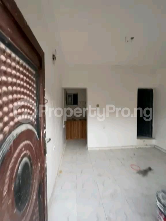 Flat / Apartment for rent Off Pedro Road Shomolu Lagos