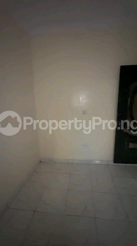 1 bedroom Flat / Apartment for rent Off Market Street, Shomolu Shomolu Shomolu Lagos