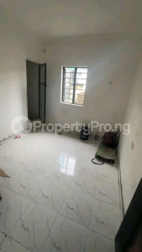 1 bedroom Flat / Apartment for rent Off Apata Street, Shomolu, Lagos Shomolu Shomolu Lagos