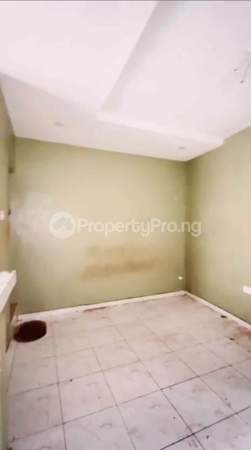 Flat / Apartment for rent Fola Agoro Yaba Lagos