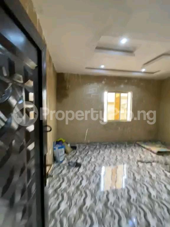 Flat / Apartment for rent Off Bajulaye Road Shomolu Lagos
