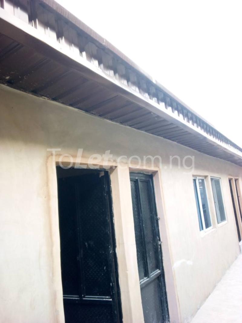 1 bedroom Flat / Apartment for rent   Akoka Yaba Lagos