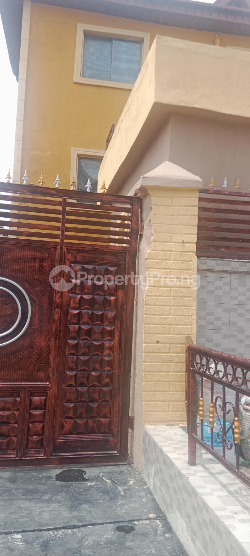 1 bedroom Flat / Apartment for rent Parkview Estate, Ago palace Okota Lagos