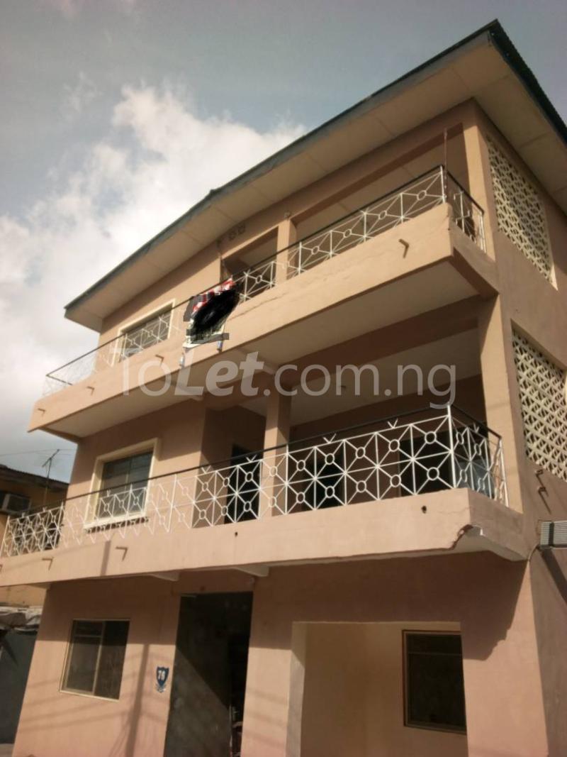 1 bedroom Flat / Apartment for rent Akoka Yaba Lagos