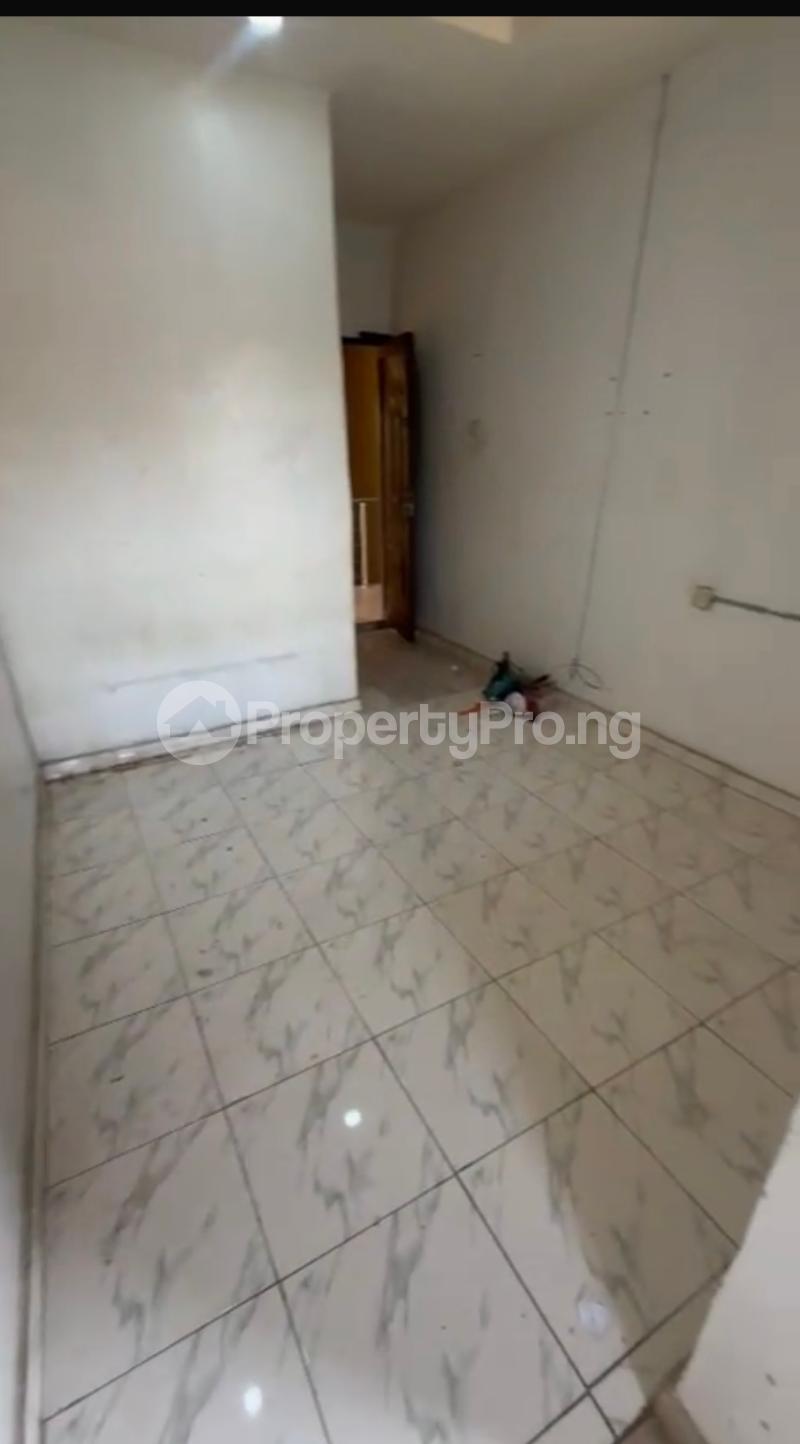 1 bedroom Flat / Apartment for rent Off Pedro Road Shomolu Lagos