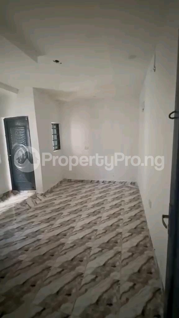 Flat / Apartment for sale Off Shipeolu Street Shomolu Lagos