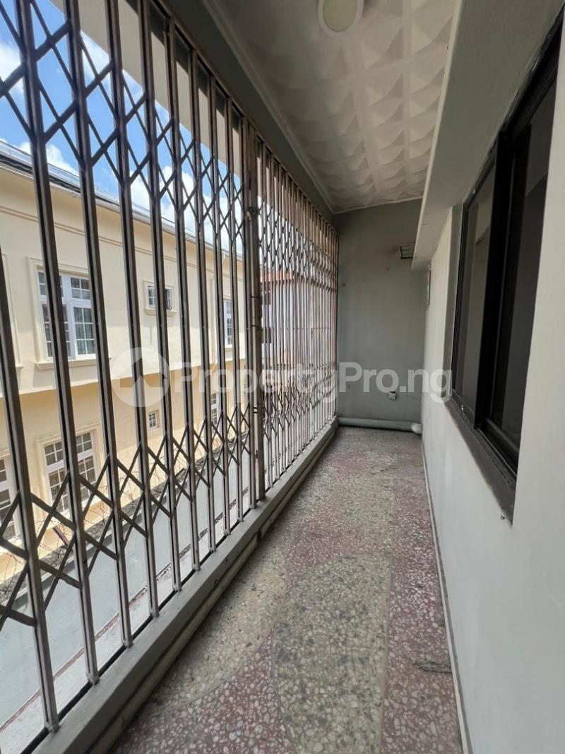 1 bedroom Flat / Apartment for rent Admiralty Way By Brazas Plaza Lekki Phase 1 Lekki Lagos