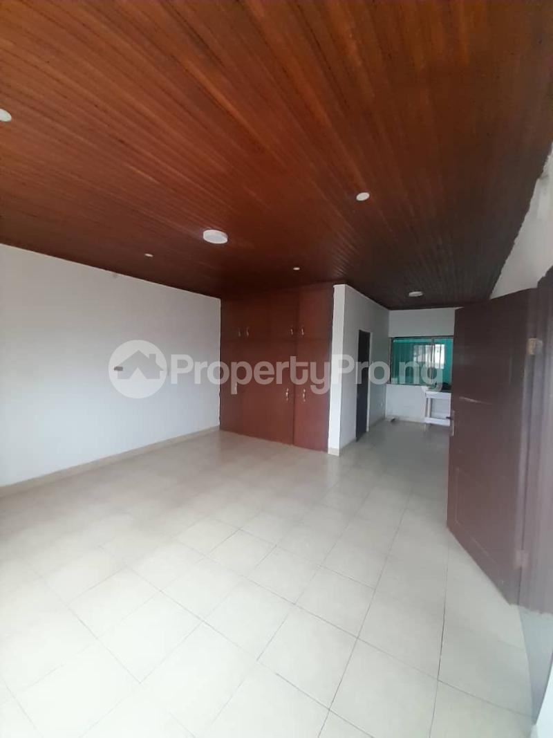 Flat / Apartment for rent  Igbo-efon Lekki Lagos