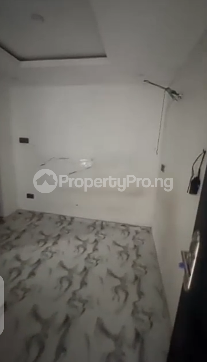 Flat / Apartment for rent Ologolo Lekki Lagos - 0