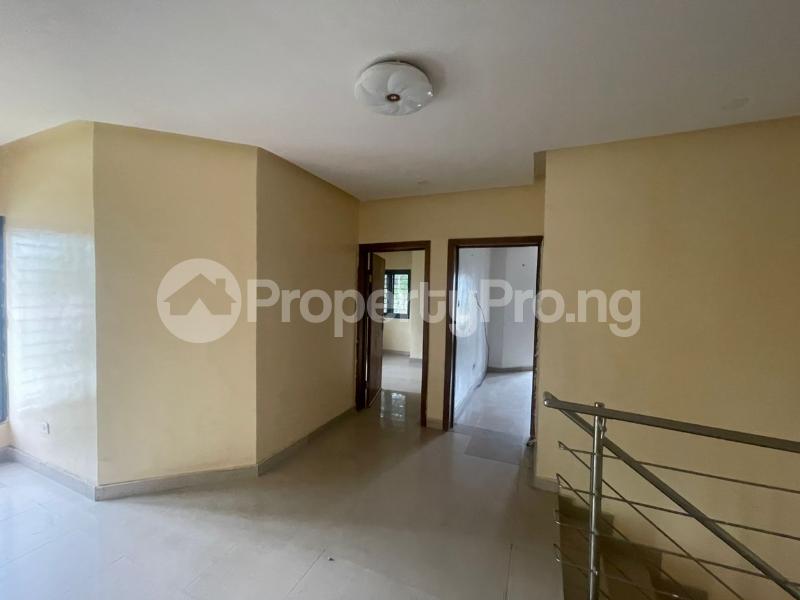 4 bedroom Flat / Apartment for rent Dideolu Estate ONIRU Victoria Island Lagos