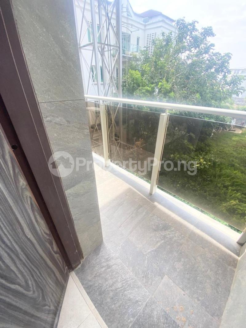 3 bedroom Flat / Apartment for rent ONIRU Victoria Island Lagos