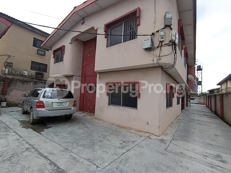 3 bedroom Flat / Apartment for rent Akowonjo Alimosho Lagos