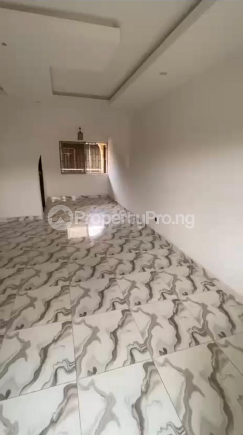 3 bedroom Flat / Apartment for rent Shomolu Lagos