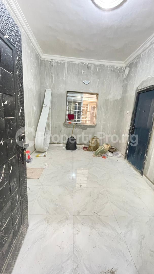1 bedroom Flat / Apartment for rent Abeokuta Street Adekunle Yaba Lagos