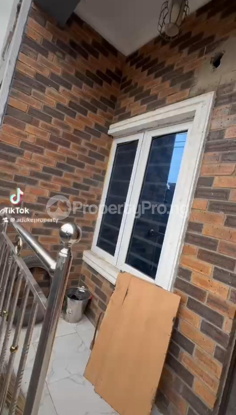 1 bedroom Flat / Apartment for rent Aguda Surulere Lagos