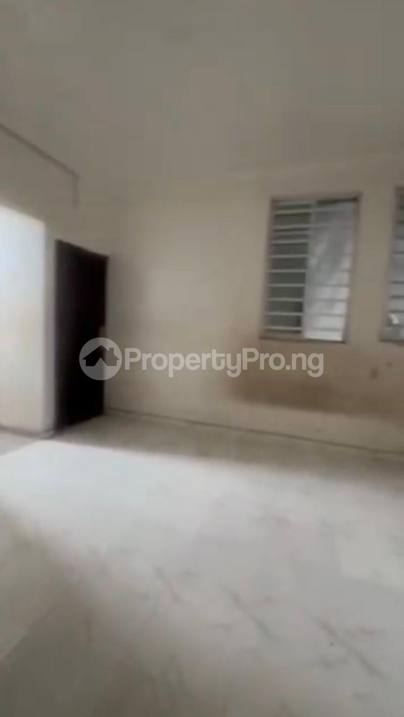 1 bedroom Flat / Apartment for rent Off Bajulaiye Road Shomolu Lagos