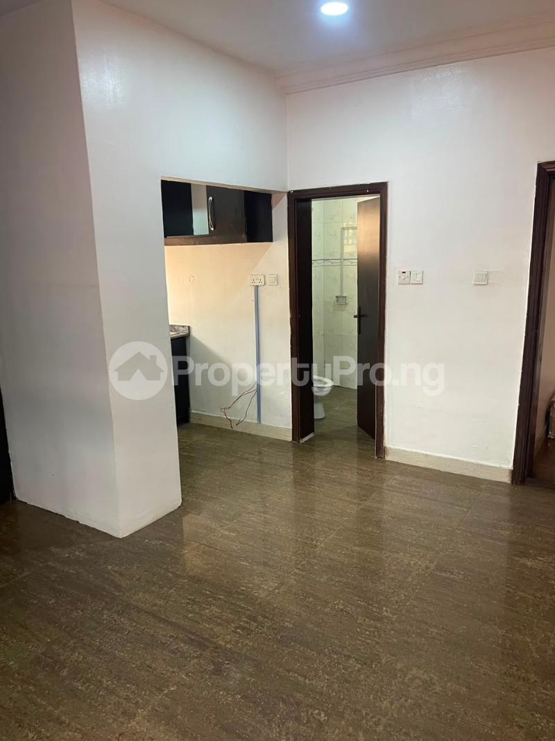 Flat / Apartment for rent Off Hakeem Dickson Lekki Phase 1 Lekki Lagos