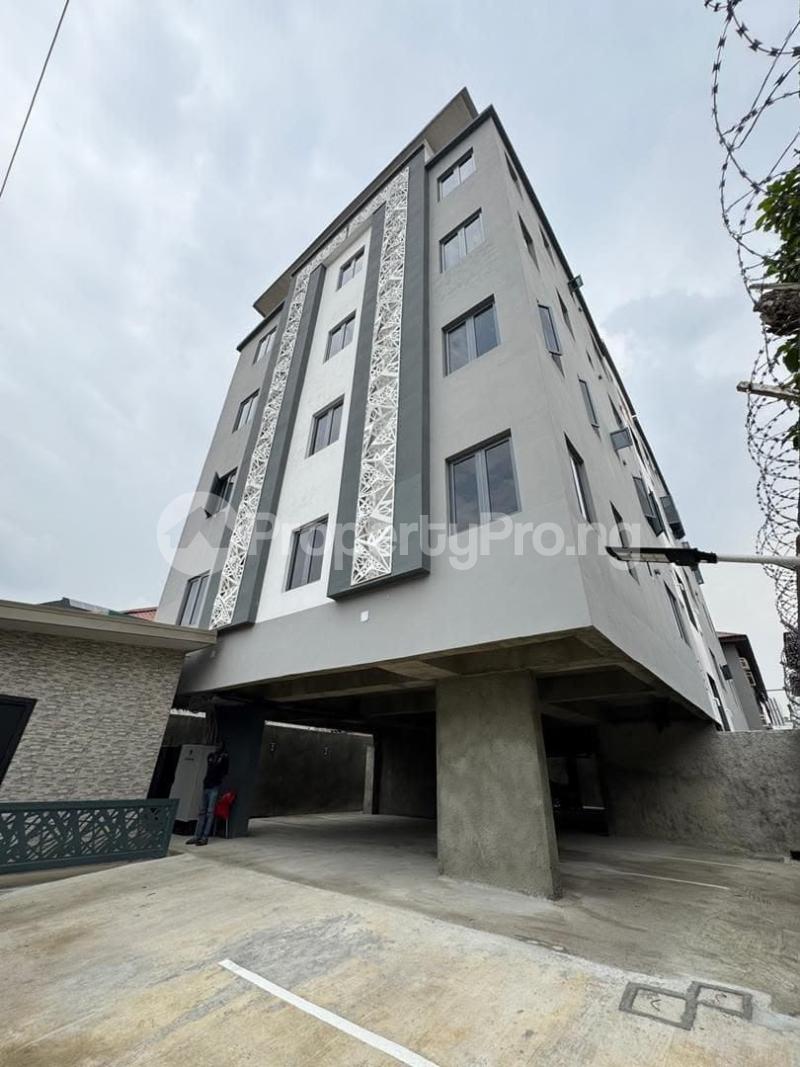 3 bedroom House for sale Yaba Lagos