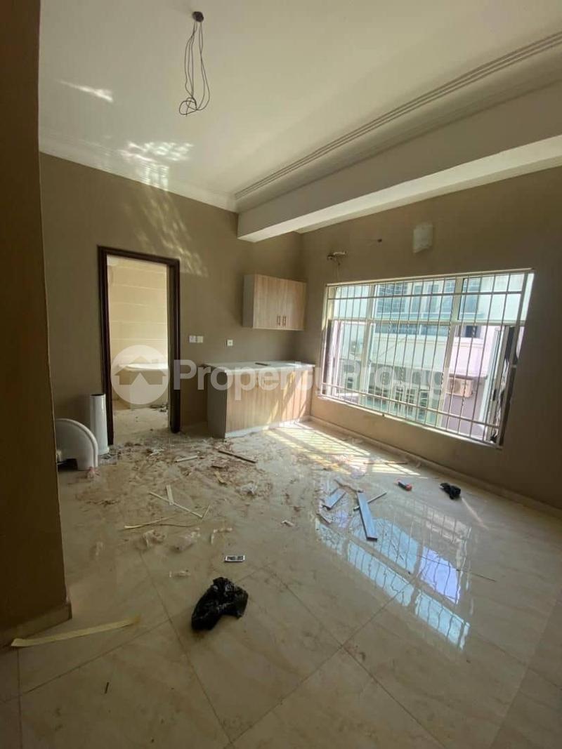 Flat / Apartment for rent  Osapa london Lekki Lagos