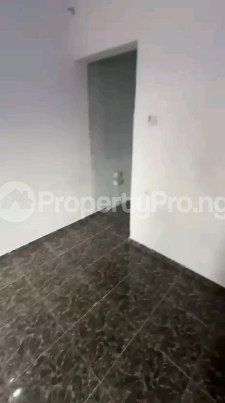 1 bedroom Flat / Apartment for rent Off Morocco Road, Yaba, Lagos Yaba Lagos