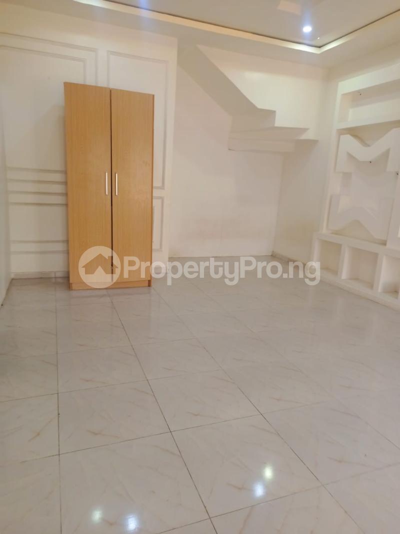 Flat / Apartment for rent Dream World Estate orchid Lekki Lagos