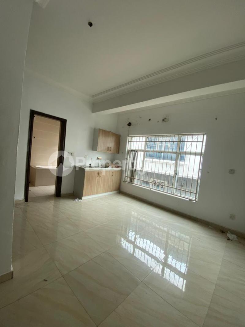 1 bedroom Flat / Apartment for rent Osapa london Lekki Lagos