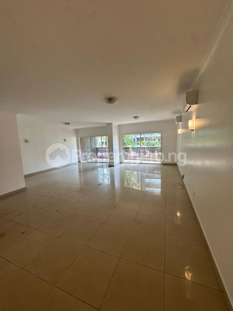 3 bedroom Flat / Apartment for rent Ikoyi Lagos