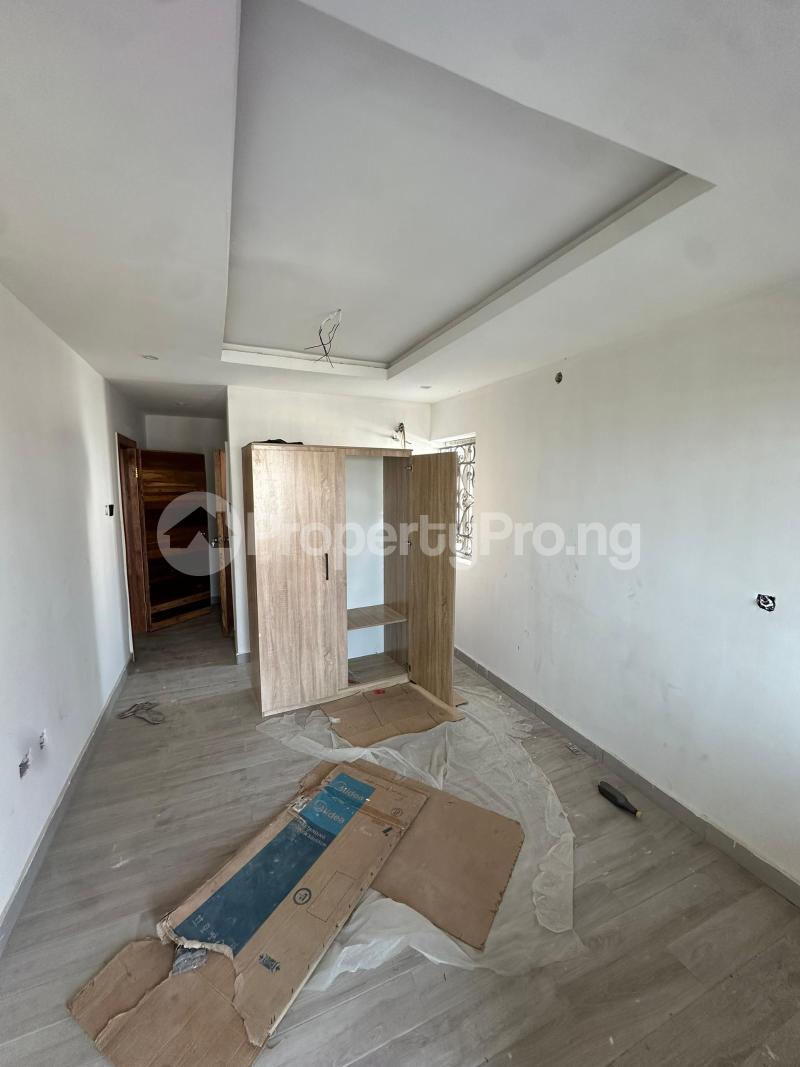 2 bedroom Flat / Apartment for rent Ologolo Lekki Lagos