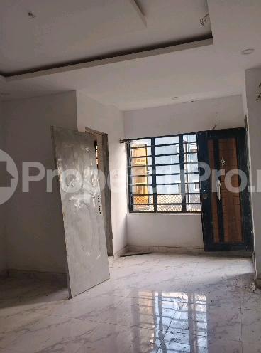 2 bedroom Flat / Apartment for rent Alagomeji Yaba Lagos