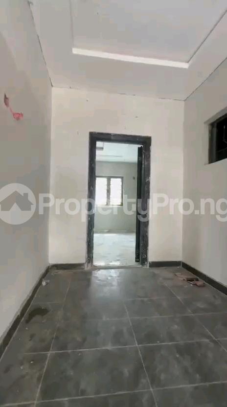 1 bedroom Flat / Apartment for rent Off Shipeolu Road Shomolu Lagos
