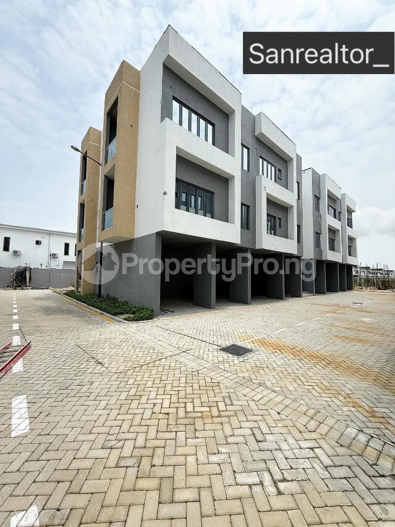 3 bedroom Flat / Apartment for sale Ajah Lagos