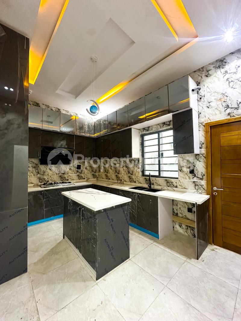 4 bedroom House for sale Chevron Drive chevron Lekki Lagos - 0