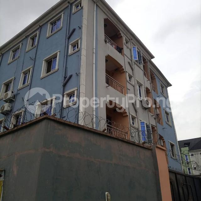 1 bedroom Flat / Apartment for rent Lawanson Surulere Lagos