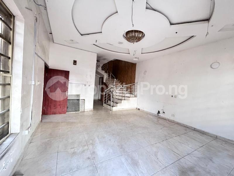 4 bedroom House for rent Amusa Estate Agungi Lekki Lagos