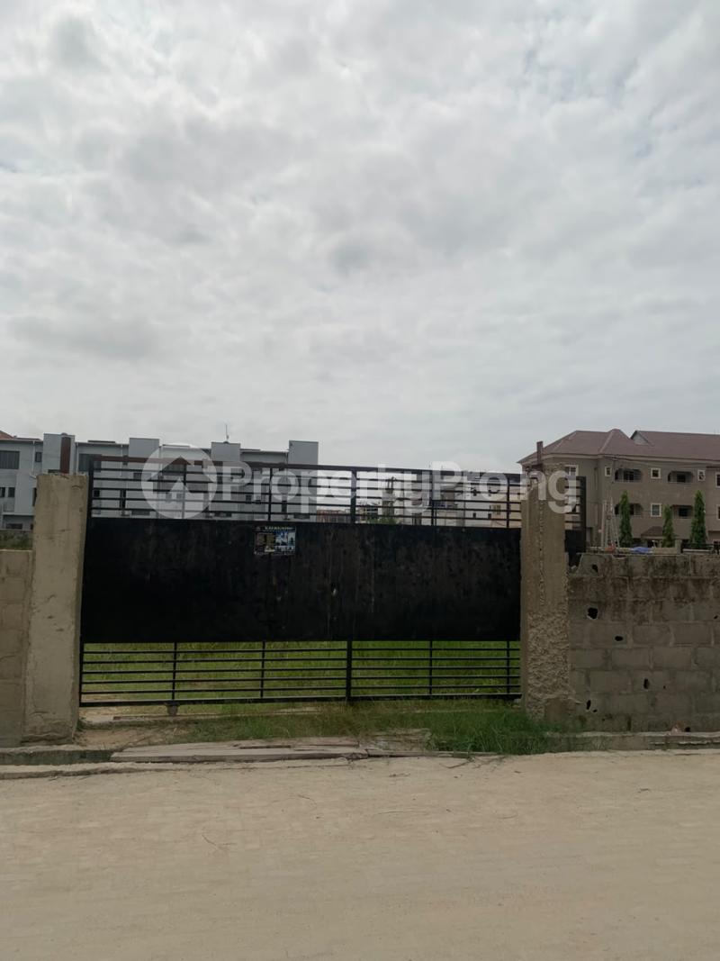 Commercial Property for rent Gbangbala Ikate Lekki Lagos