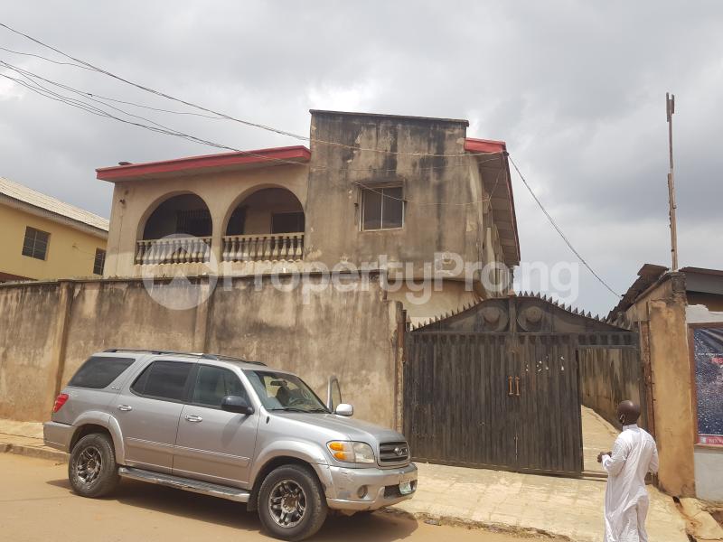 3 bedroom House for sale Lomuwa Street Ifako Agege Lagos