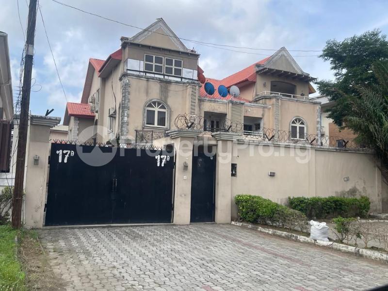 Land for sale Off Admiralty Way Lekki Phase 1 Lekki Lagos