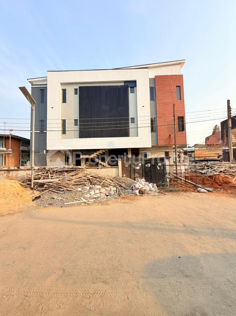 2 bedroom Flat / Apartment for sale Ogunlana Surulere Lagos