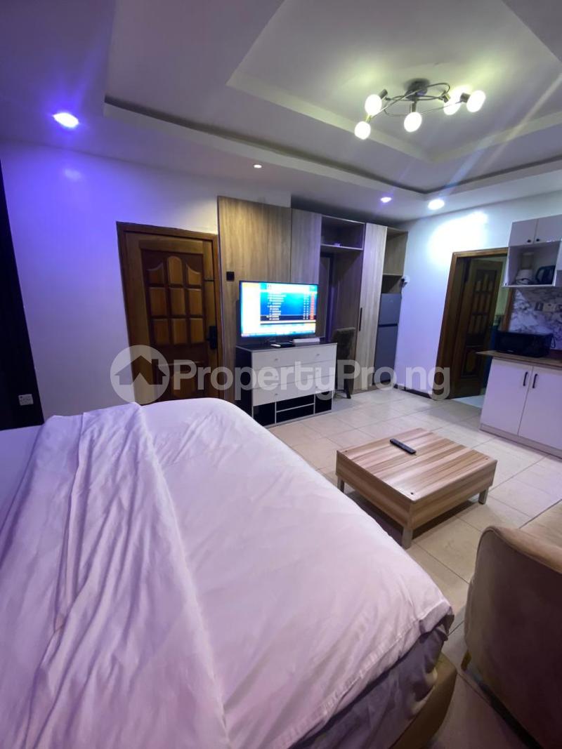 1 bedroom Flat / Apartment for shortlet Magodo Magodo GRA Phase 2 Kosofe/Ikosi Lagos