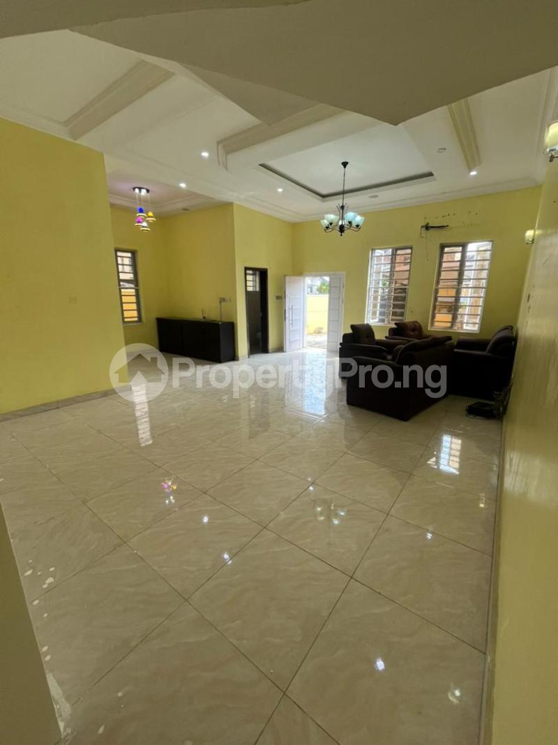 House for rent Gg Thomas estate Ajah Lagos