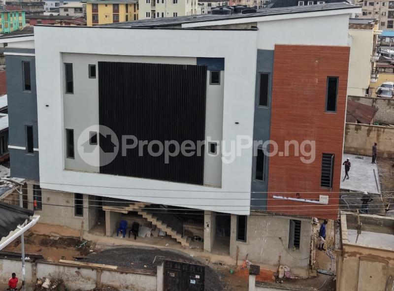1 bedroom Flat / Apartment for sale Surulere Lagos