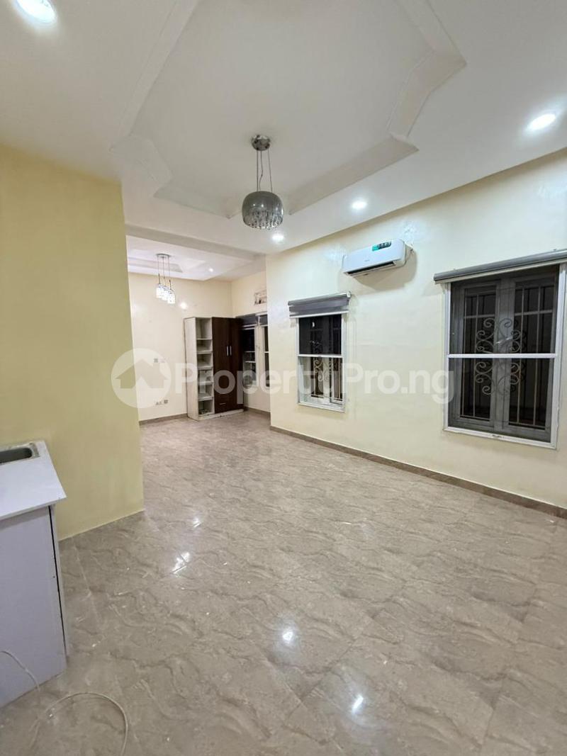 1 bedroom Flat / Apartment for rent chevron Lekki Lagos - 0