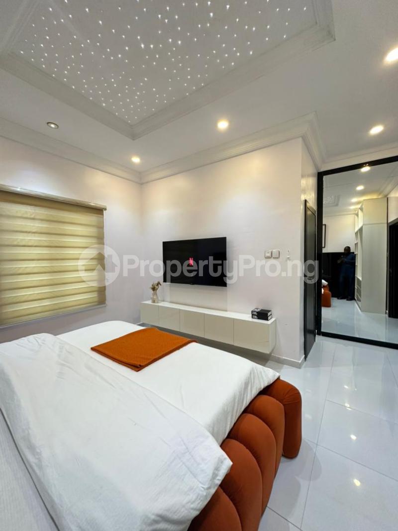 Flat / Apartment for shortlet Osapa london Lekki Lagos - 0
