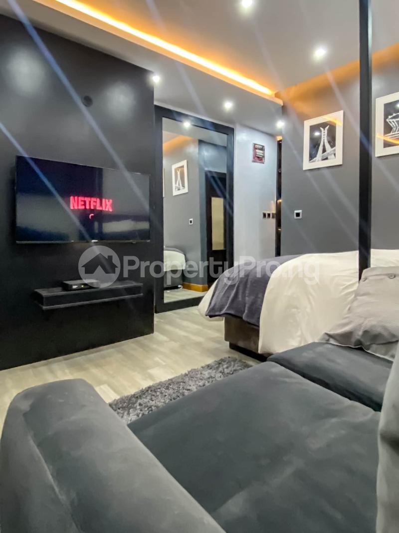 1 bedroom Flat / Apartment for shortlet Dolphin Estate Ikoyi Lagos